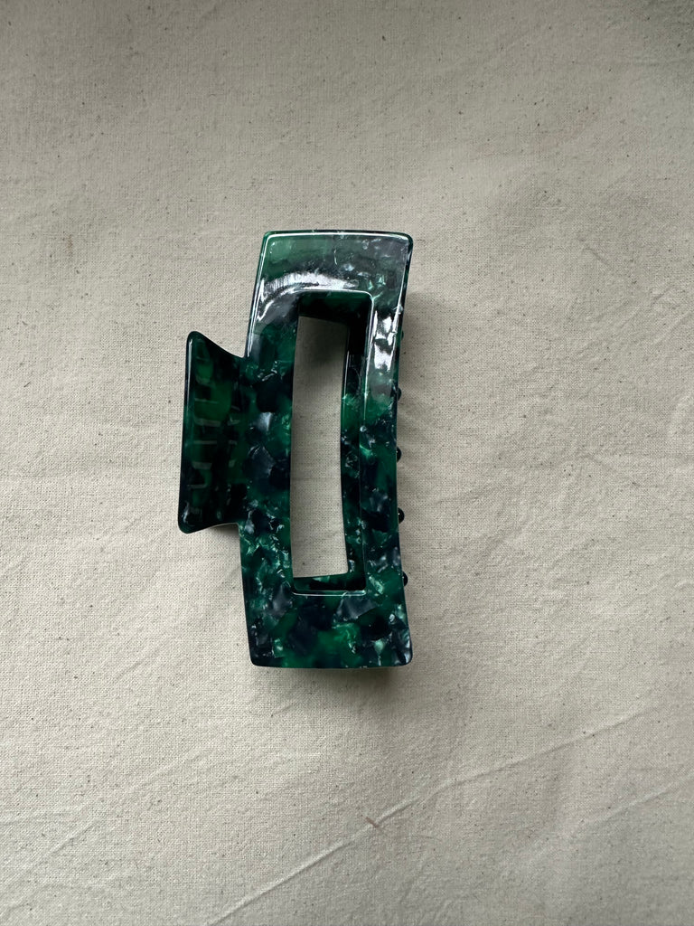 Marble Effect Resin Hair Claw