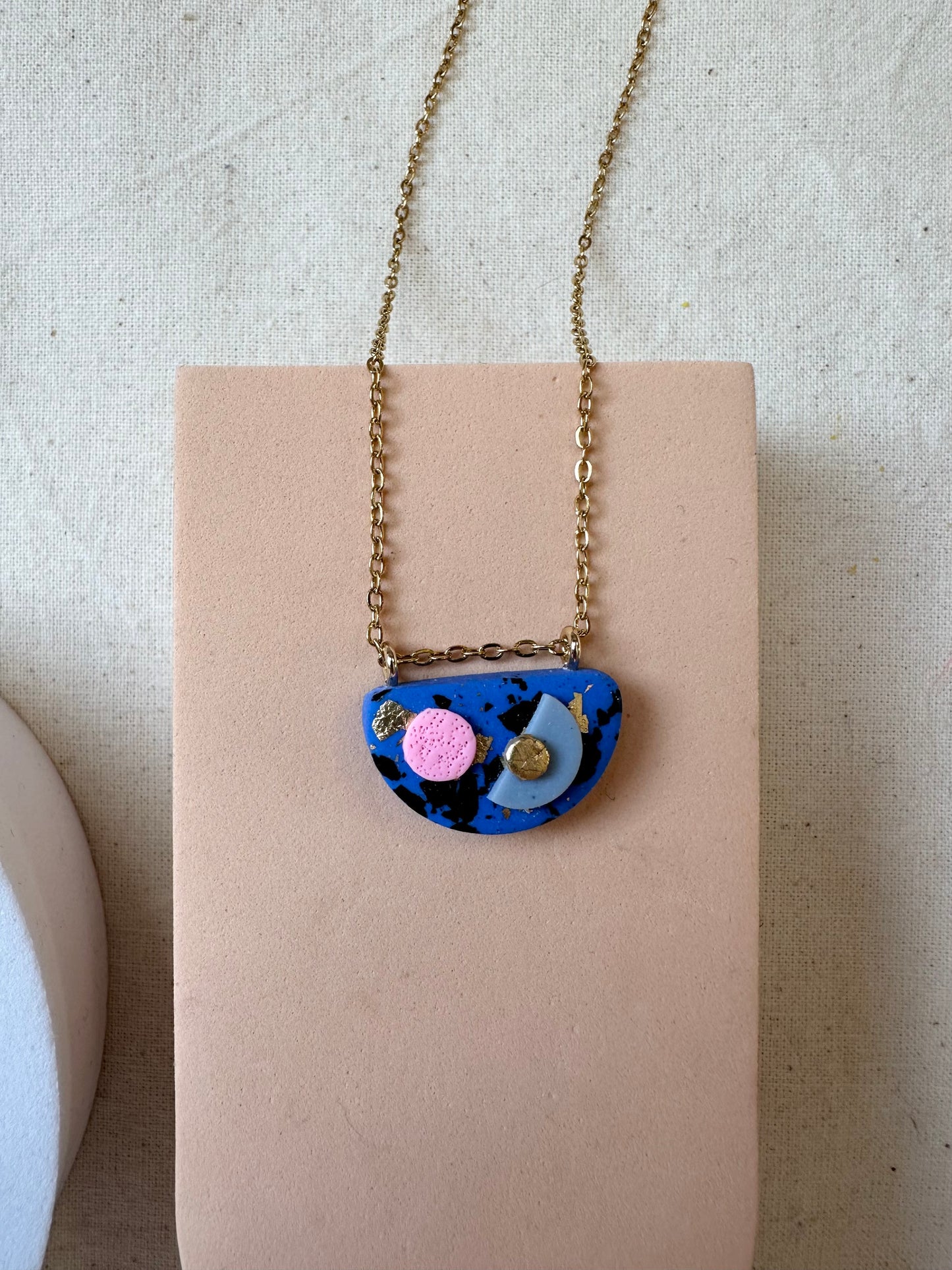Abstract Pendant Statement Necklace