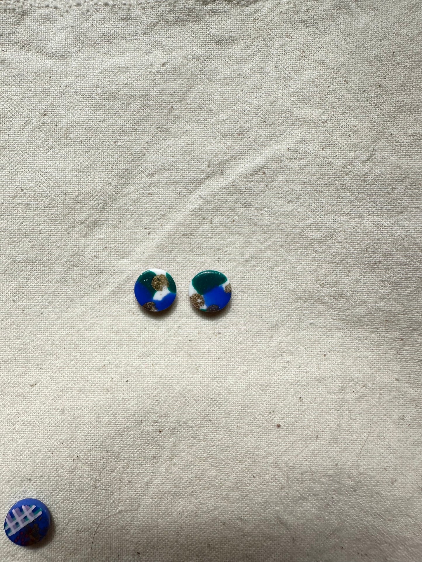 Abstract Design Round Clay Studs Earrings
