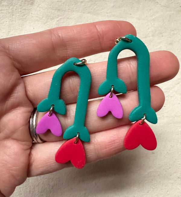 Gorgeous Long Heart Flowers Design Dangle Earrings