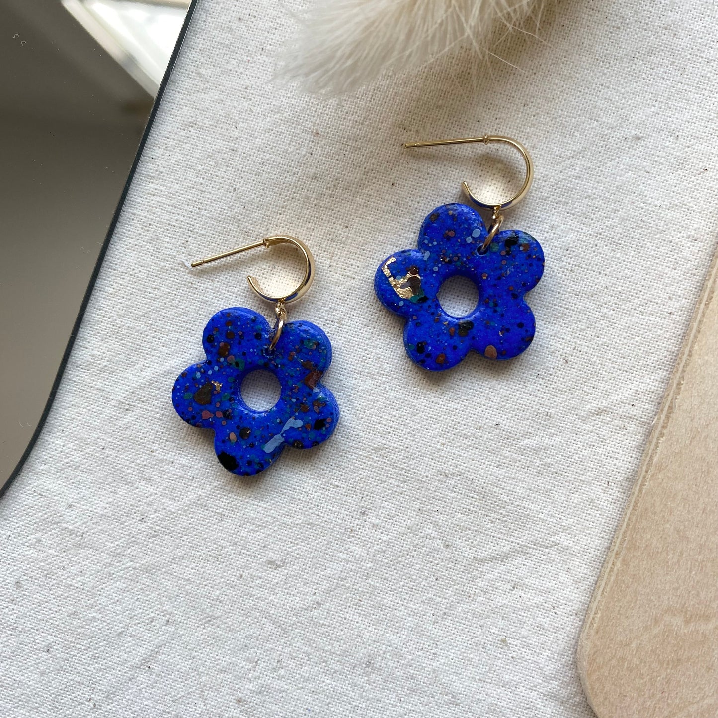 Huggies Hoop Earrings/ Daisy Design