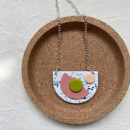 Geometric Style Pendant Necklace / White