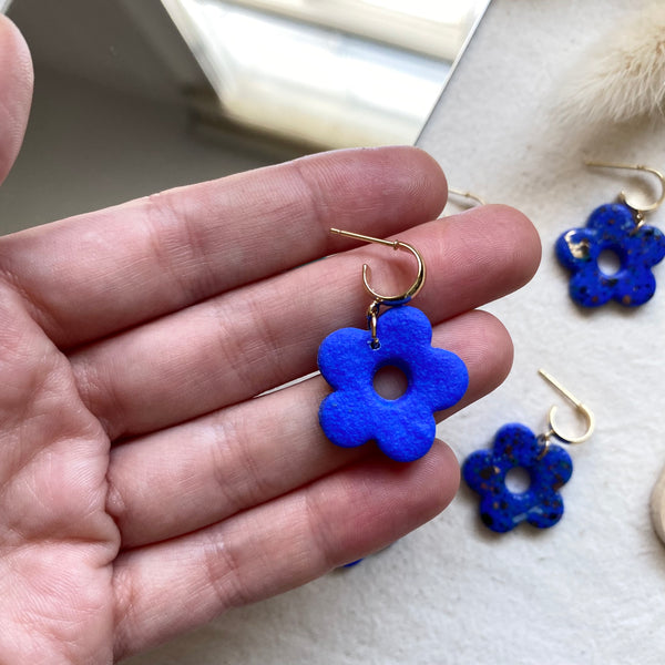 Huggies Hoop Earrings/ Daisy Design