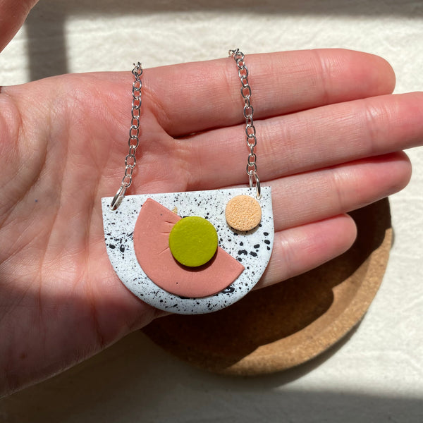 Geometric Style Pendant Necklace / White
